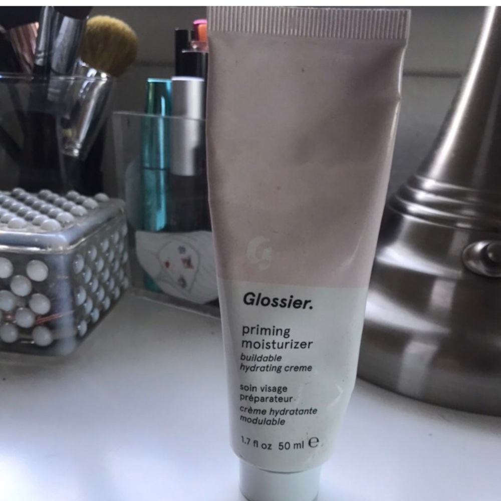 Glossier primer!